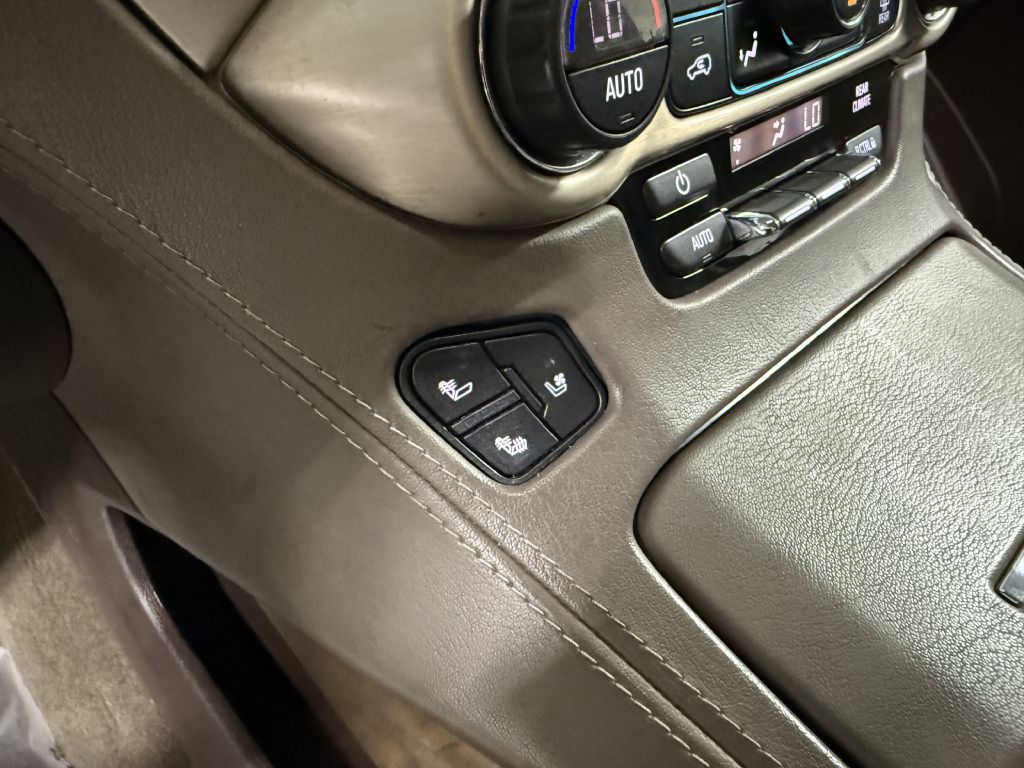 2018 GMC Yukon Image 24