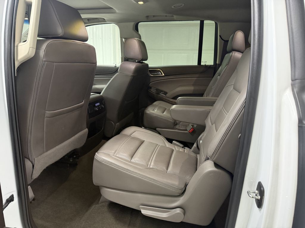2018 GMC Yukon Image 30