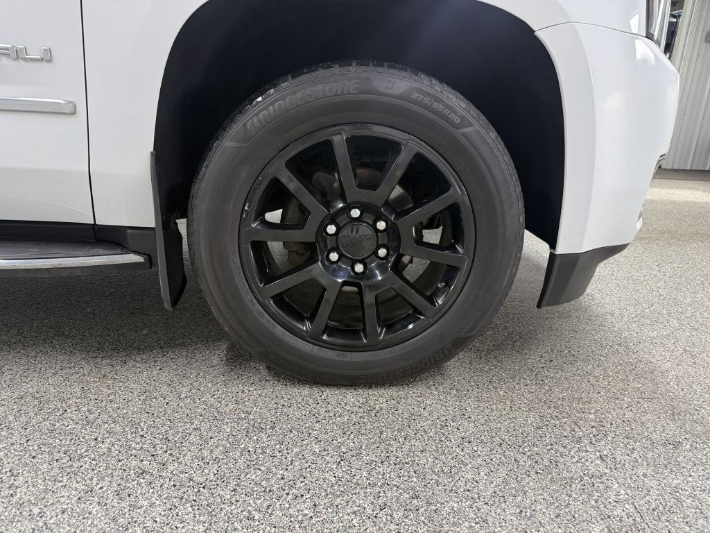 2018 GMC Yukon Image 47