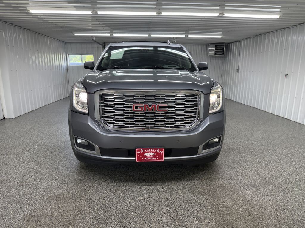 2020 GMC Yukon Image 3