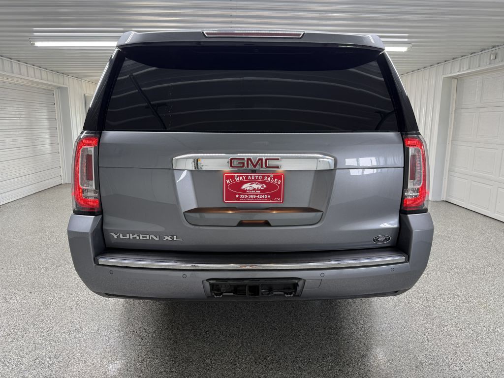 2020 GMC Yukon Image 6