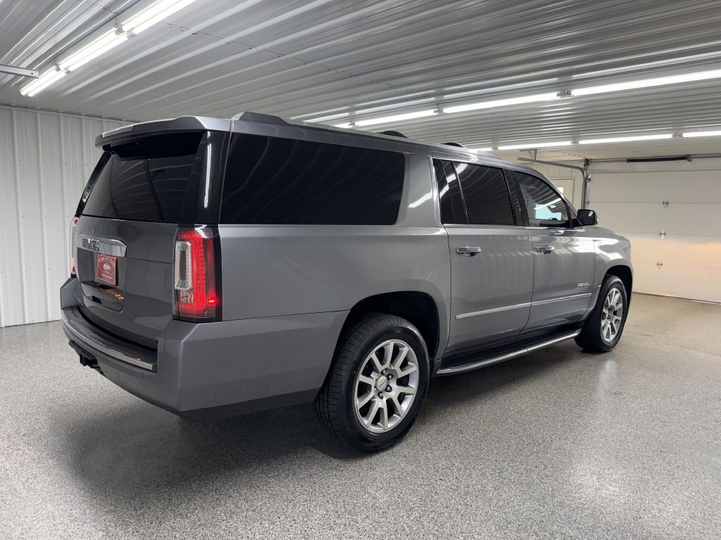 2020 GMC Yukon Image 7