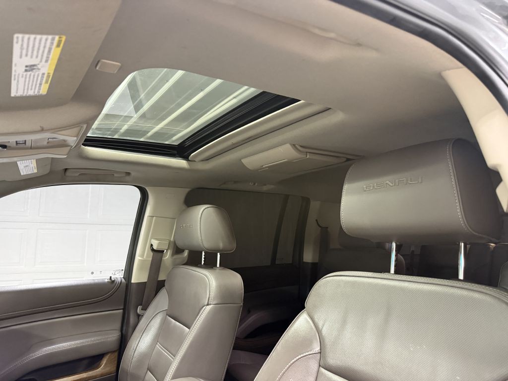2020 GMC Yukon Image 15