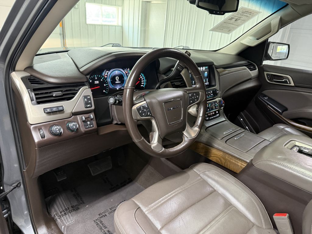 2020 GMC Yukon Image 19