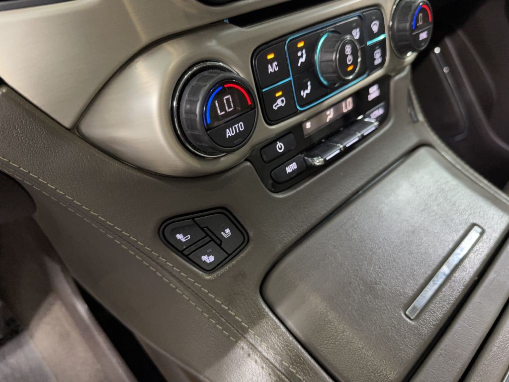 2020 GMC Yukon Image 28