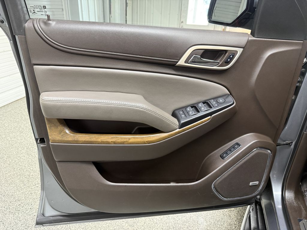 2020 GMC Yukon Image 32