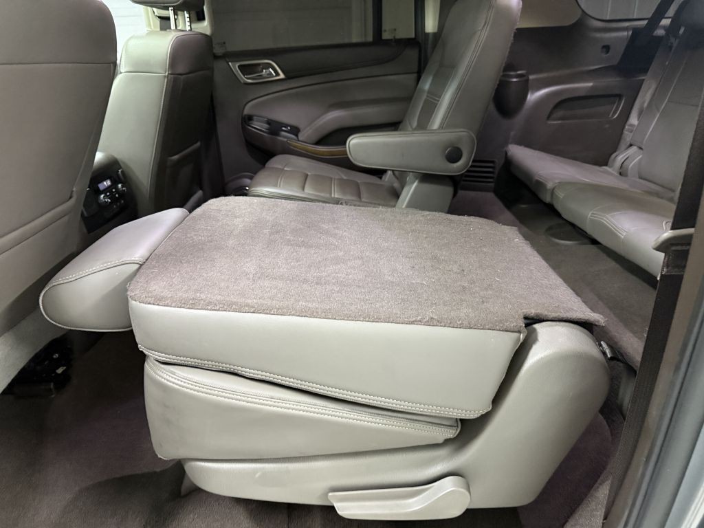 2020 GMC Yukon Image 41