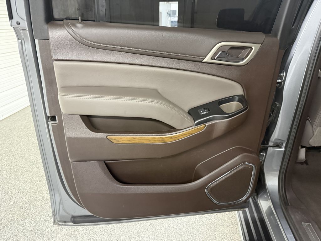 2020 GMC Yukon Image 42