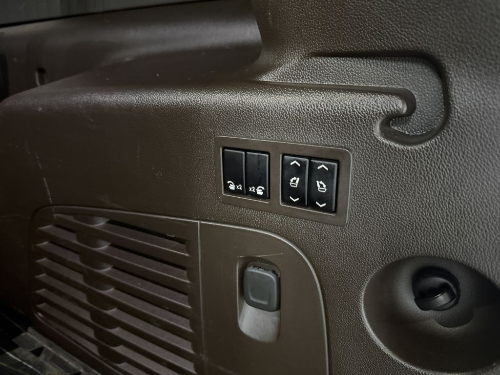 2020 GMC Yukon Image 45