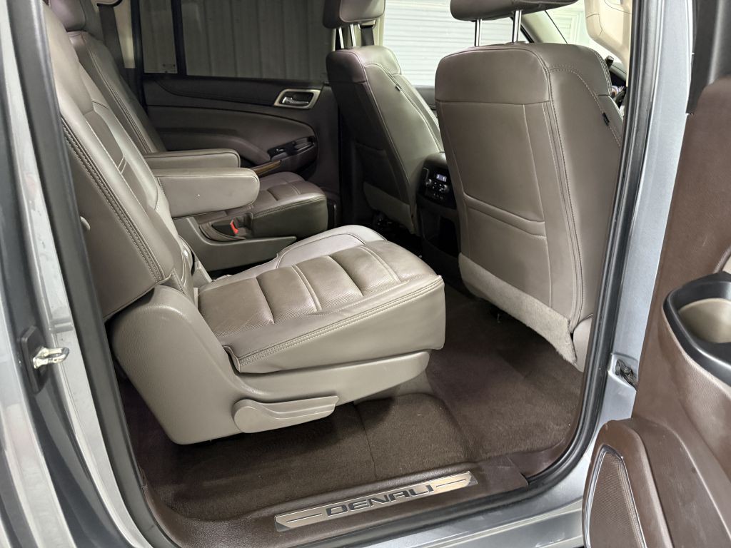 2020 GMC Yukon Image 47