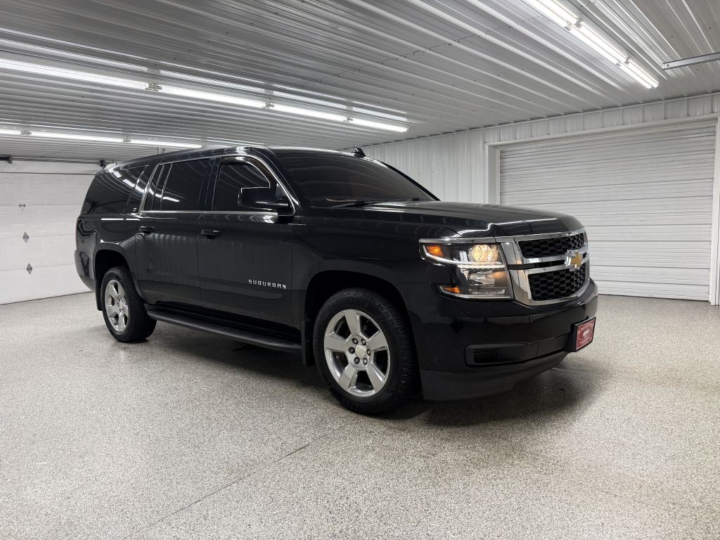 2017 Chevrolet Suburban Image 1