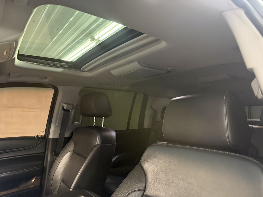 2017 Chevrolet Suburban Image 13