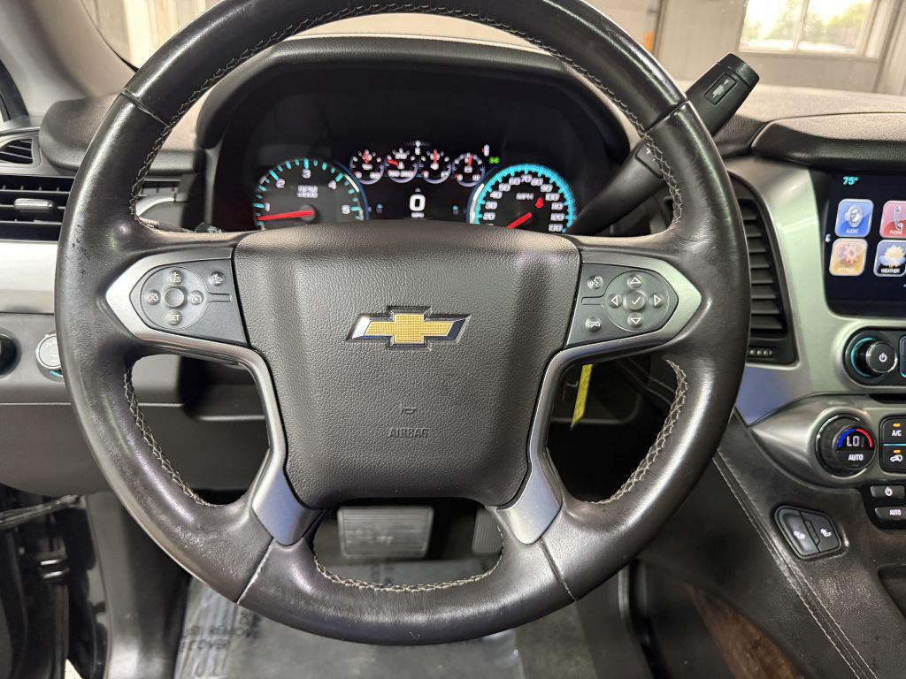 2017 Chevrolet Suburban Image 18