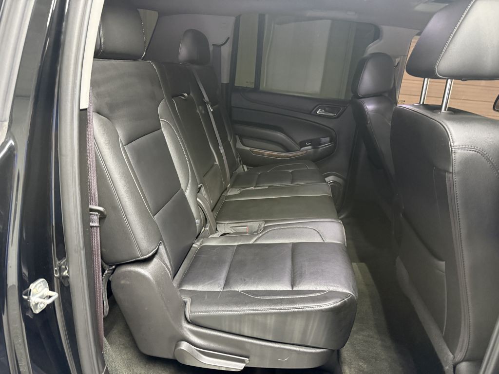 2017 Chevrolet Suburban Image 36