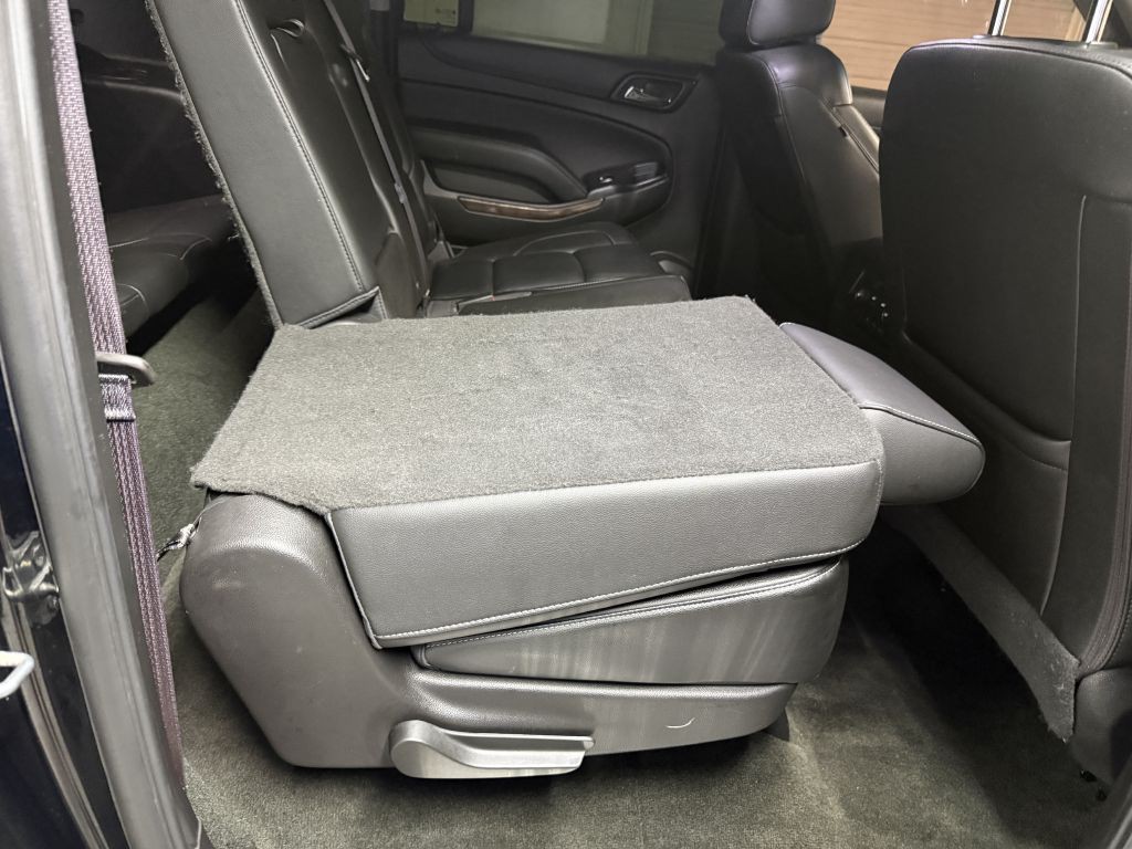 2017 Chevrolet Suburban Image 38