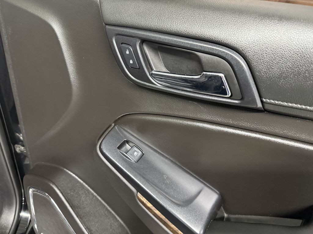 2017 Chevrolet Suburban Image 45