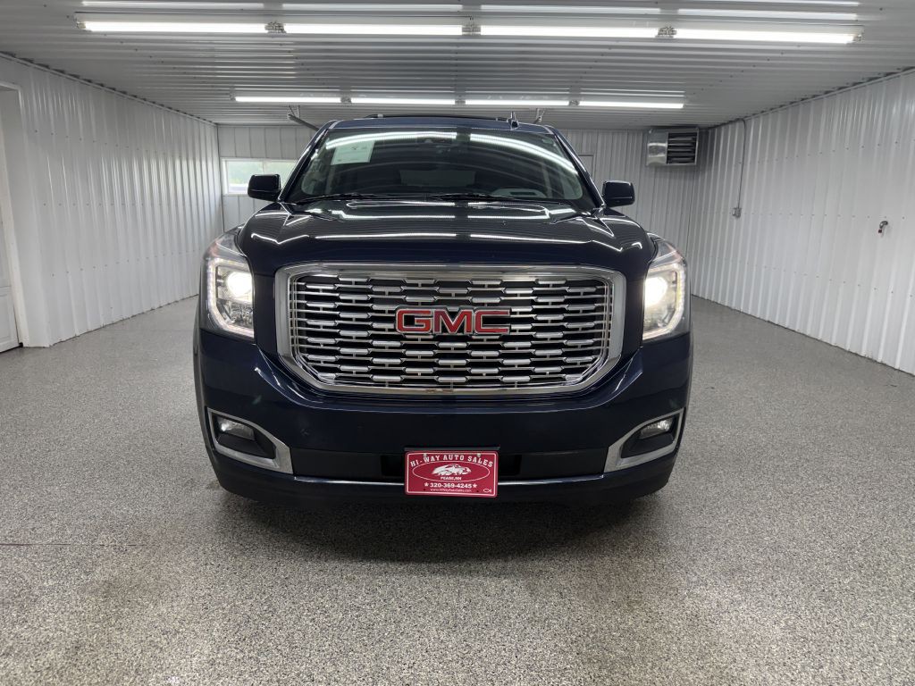 2020 GMC Yukon Image 3
