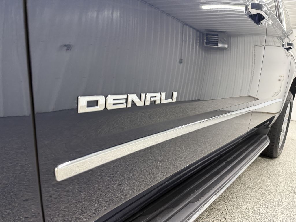 2020 GMC Yukon Image 11