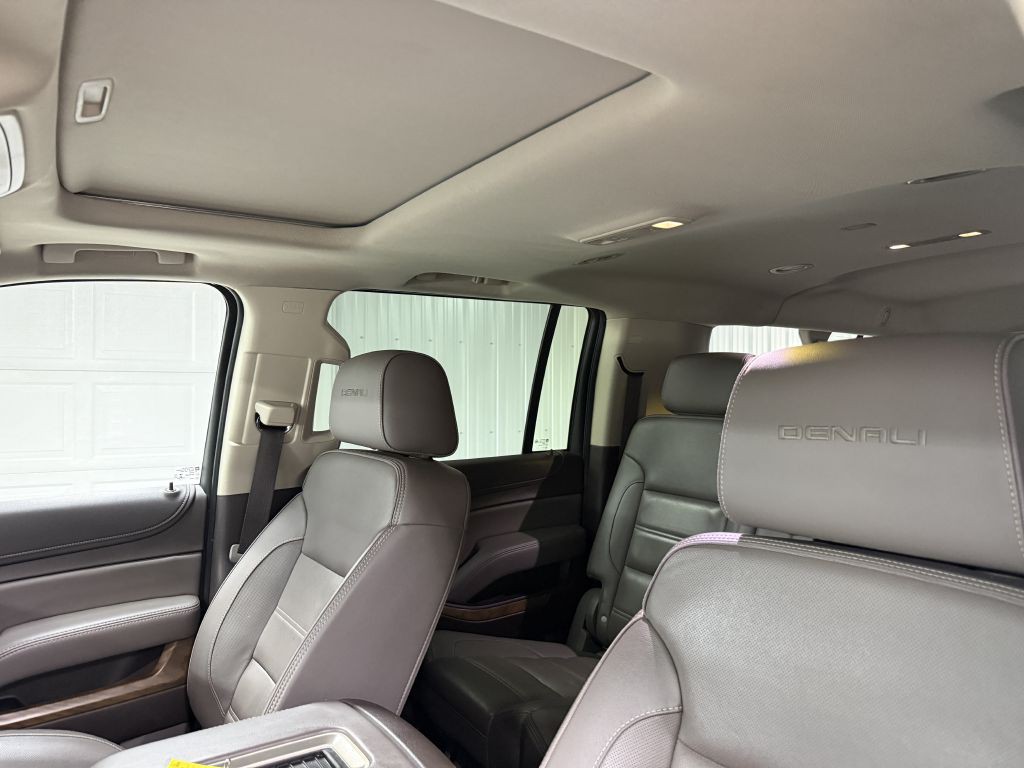 2020 GMC Yukon Image 14