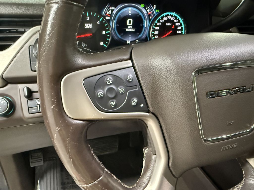2020 GMC Yukon Image 23