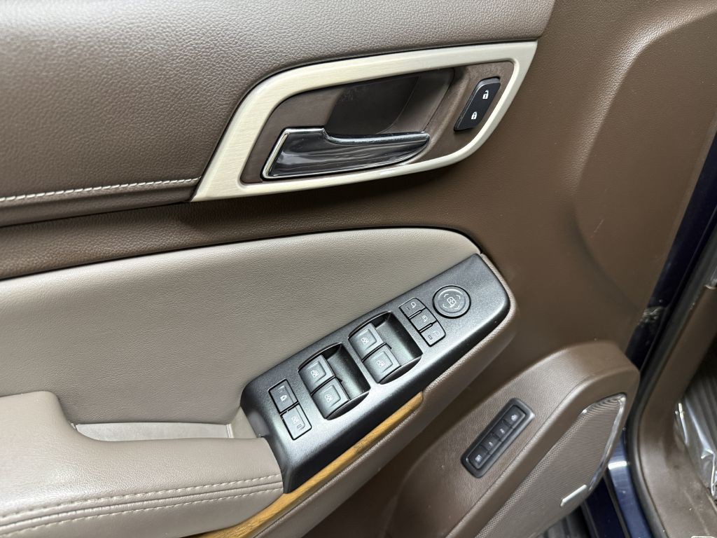 2020 GMC Yukon Image 32