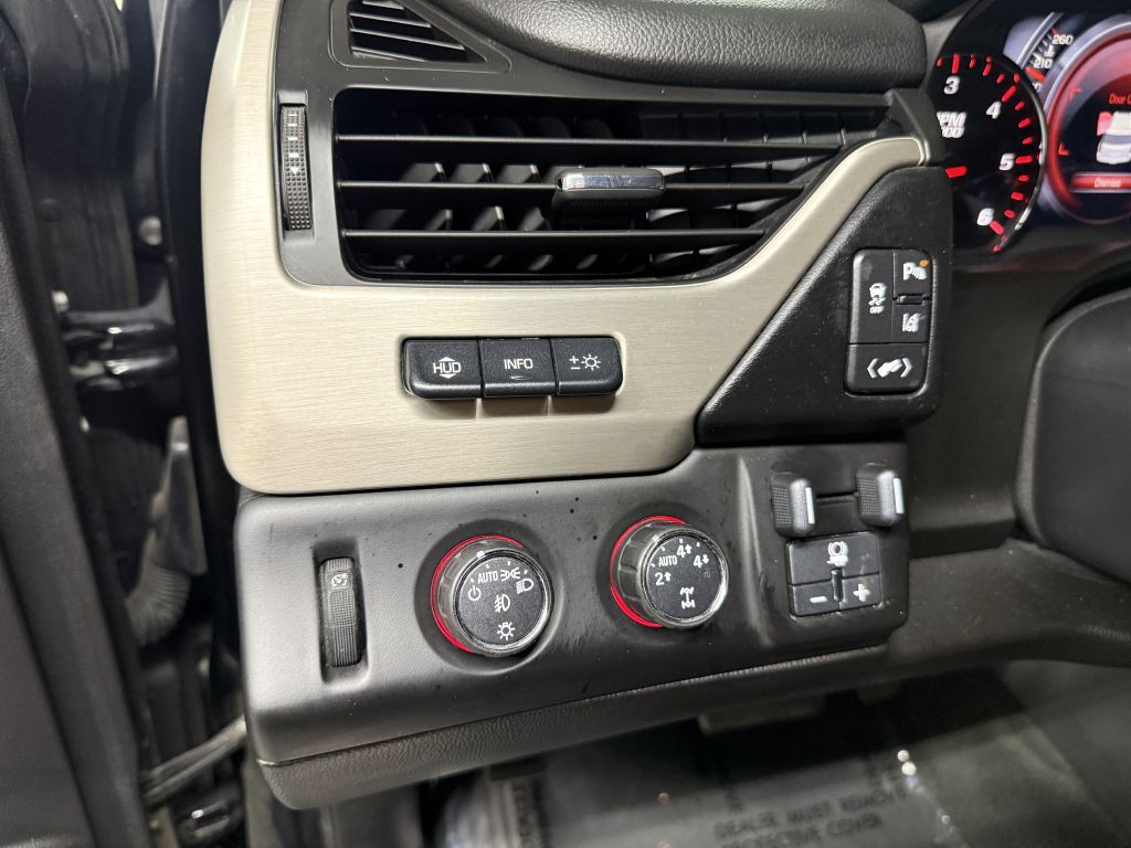 2015 GMC Yukon Image 18