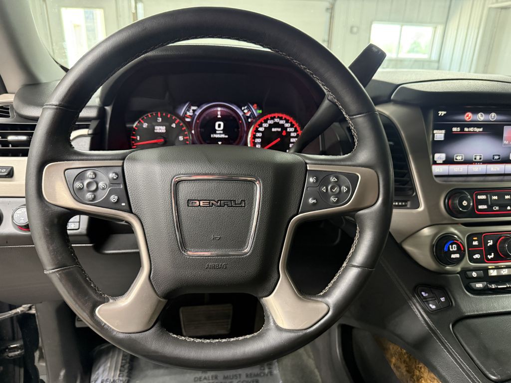 2015 GMC Yukon Image 20
