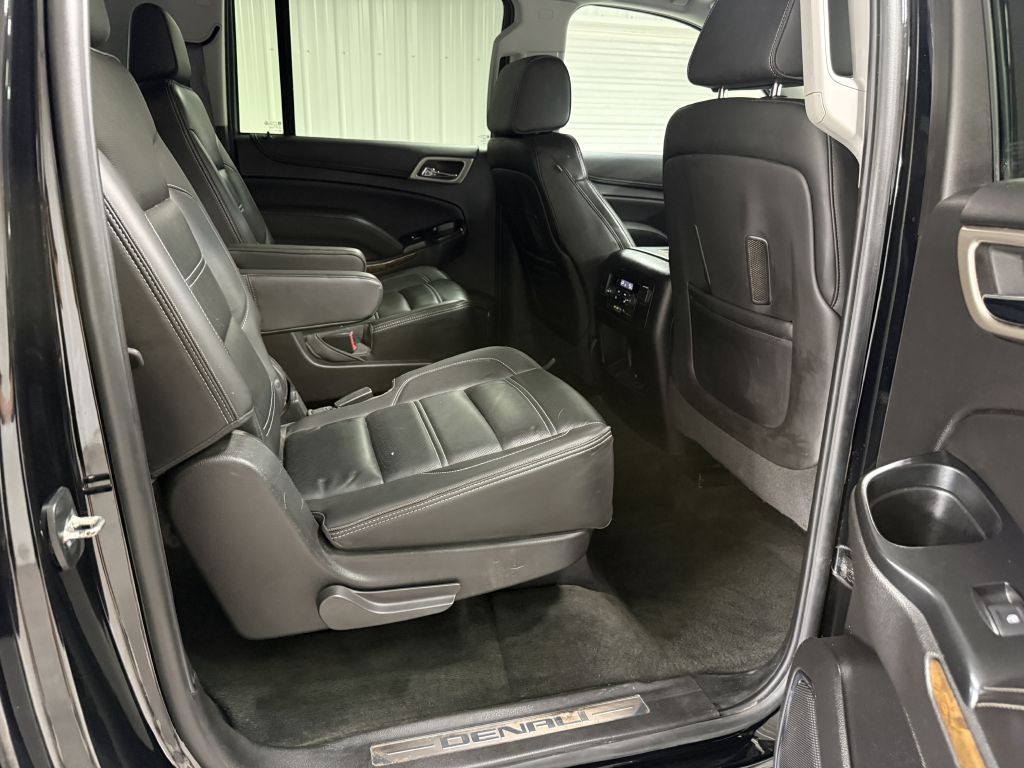2015 GMC Yukon Image 39