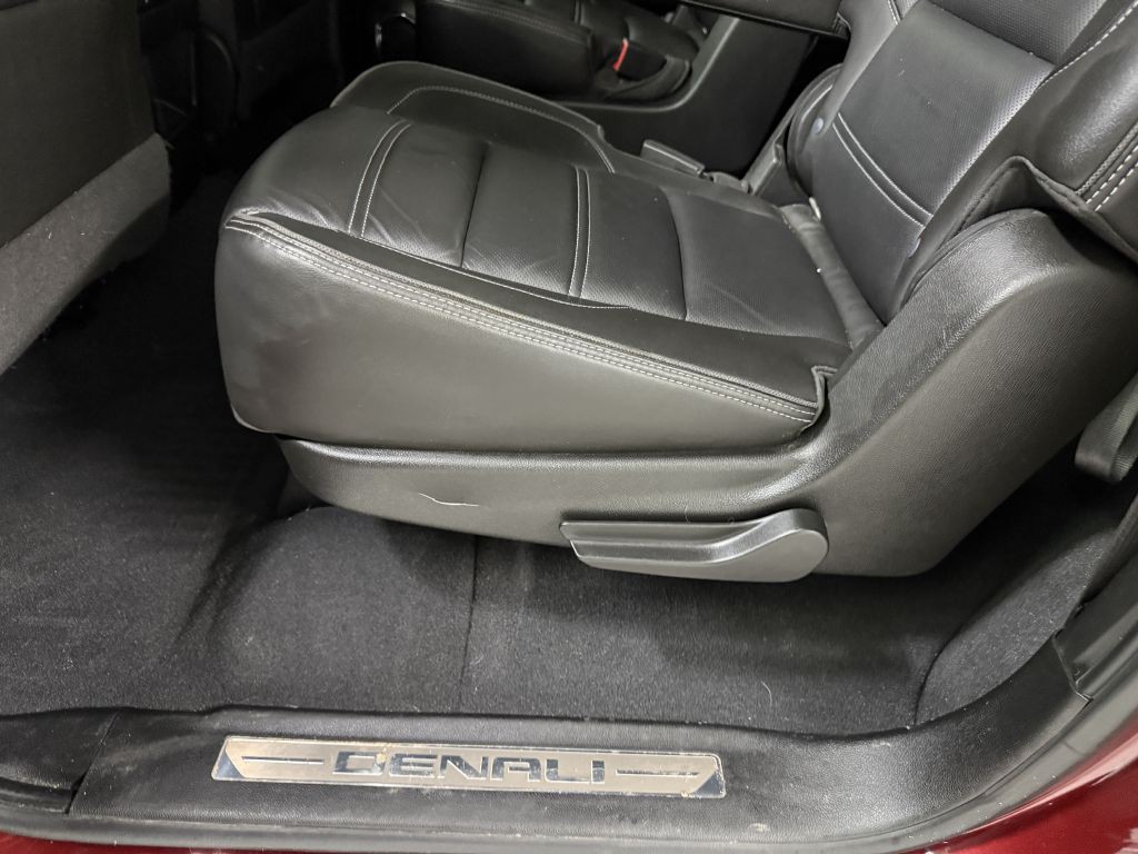 2019 GMC Yukon Image 35