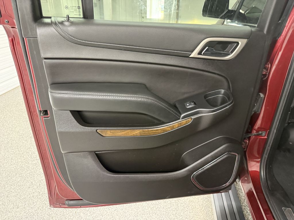2019 GMC Yukon Image 40