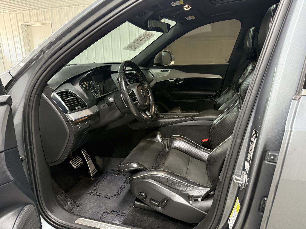 2016 Volvo XC90 Image 9