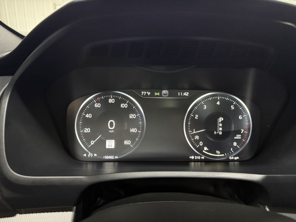2016 Volvo XC90 Image 14
