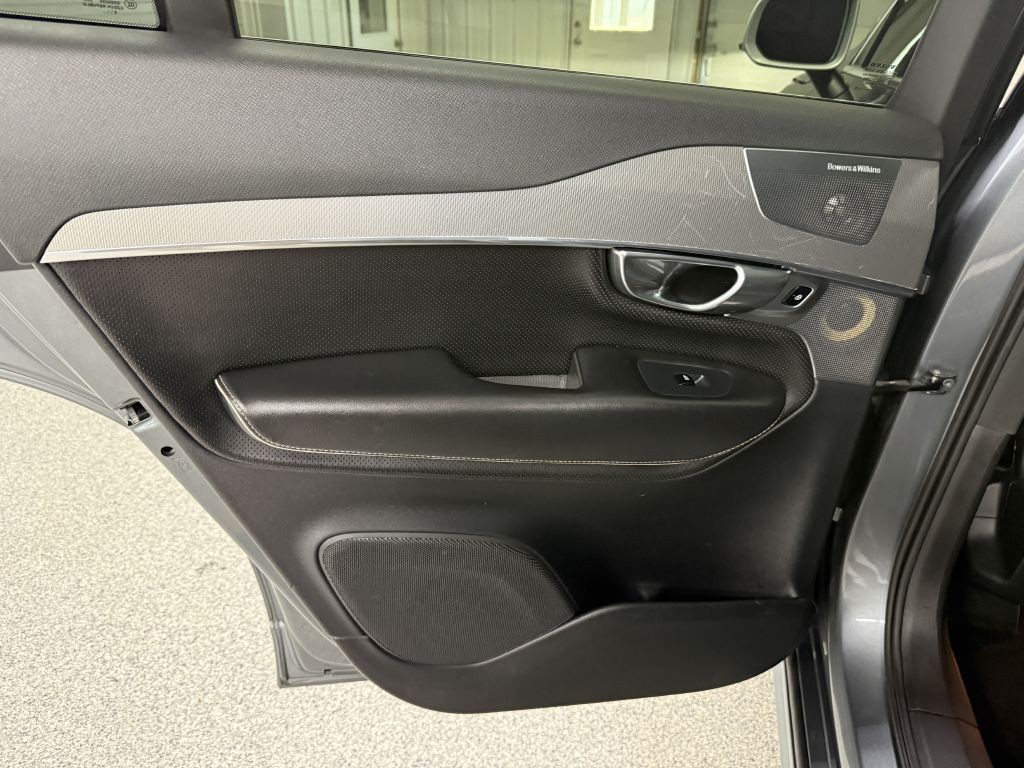 2016 Volvo XC90 Image 28