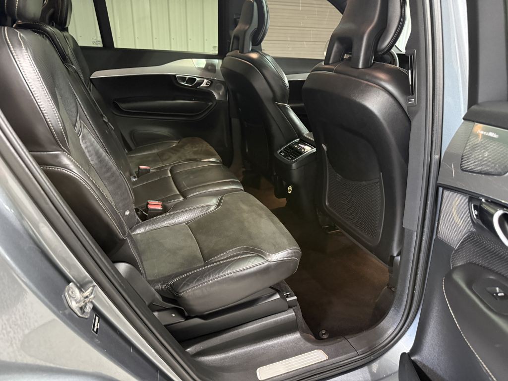 2016 Volvo XC90 Image 31