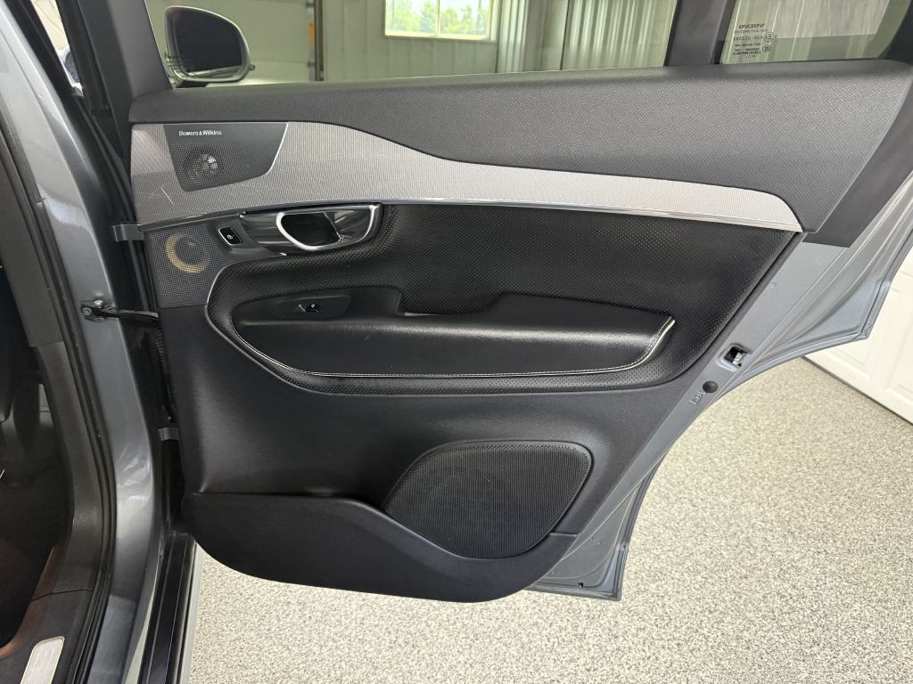 2016 Volvo XC90 Image 36