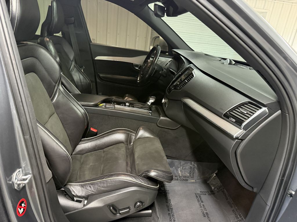 2016 Volvo XC90 Image 38