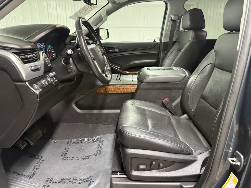 2020 Chevrolet Suburban Image 12