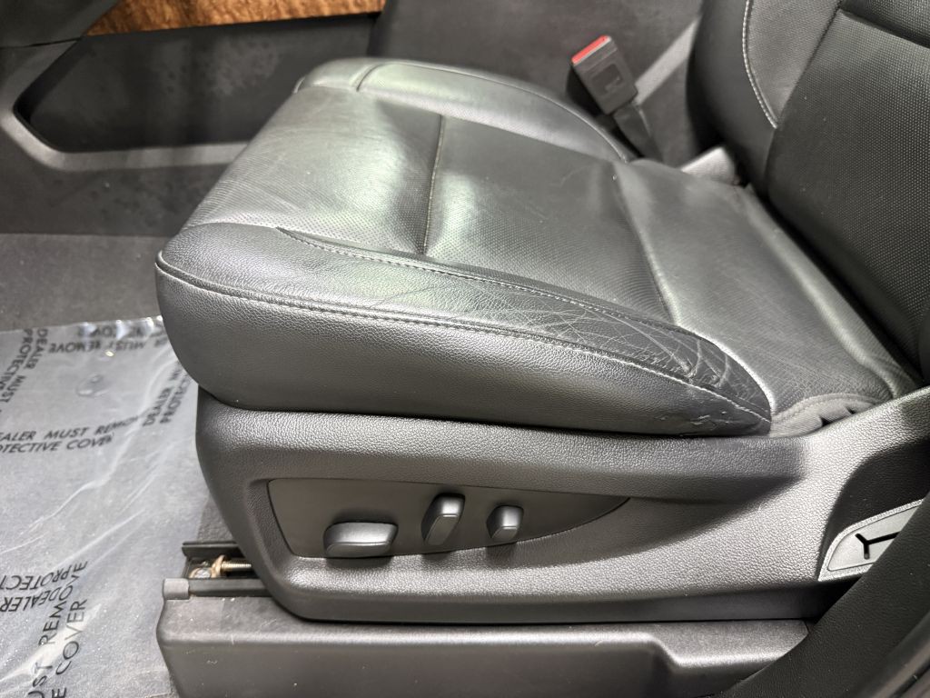 2020 Chevrolet Suburban Image 15