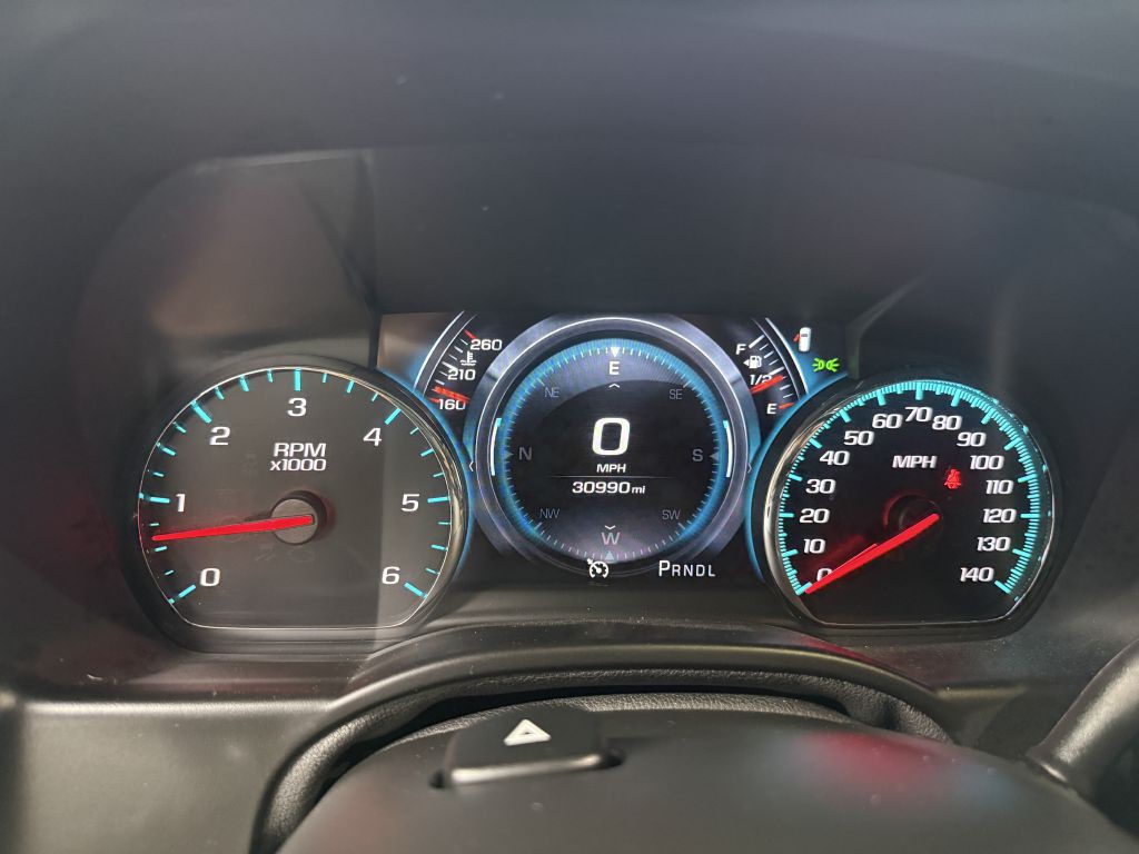 2020 Chevrolet Suburban Image 18