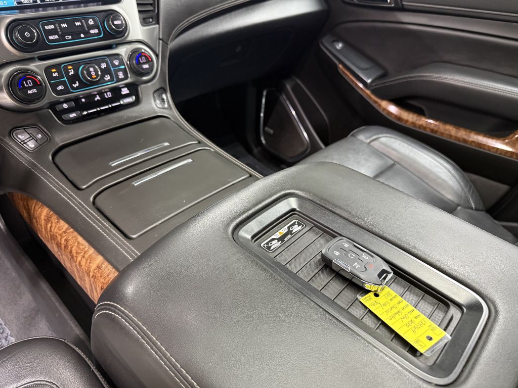 2020 Chevrolet Suburban Image 24