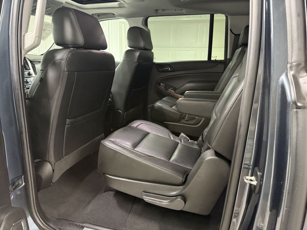 2020 Chevrolet Suburban Image 30
