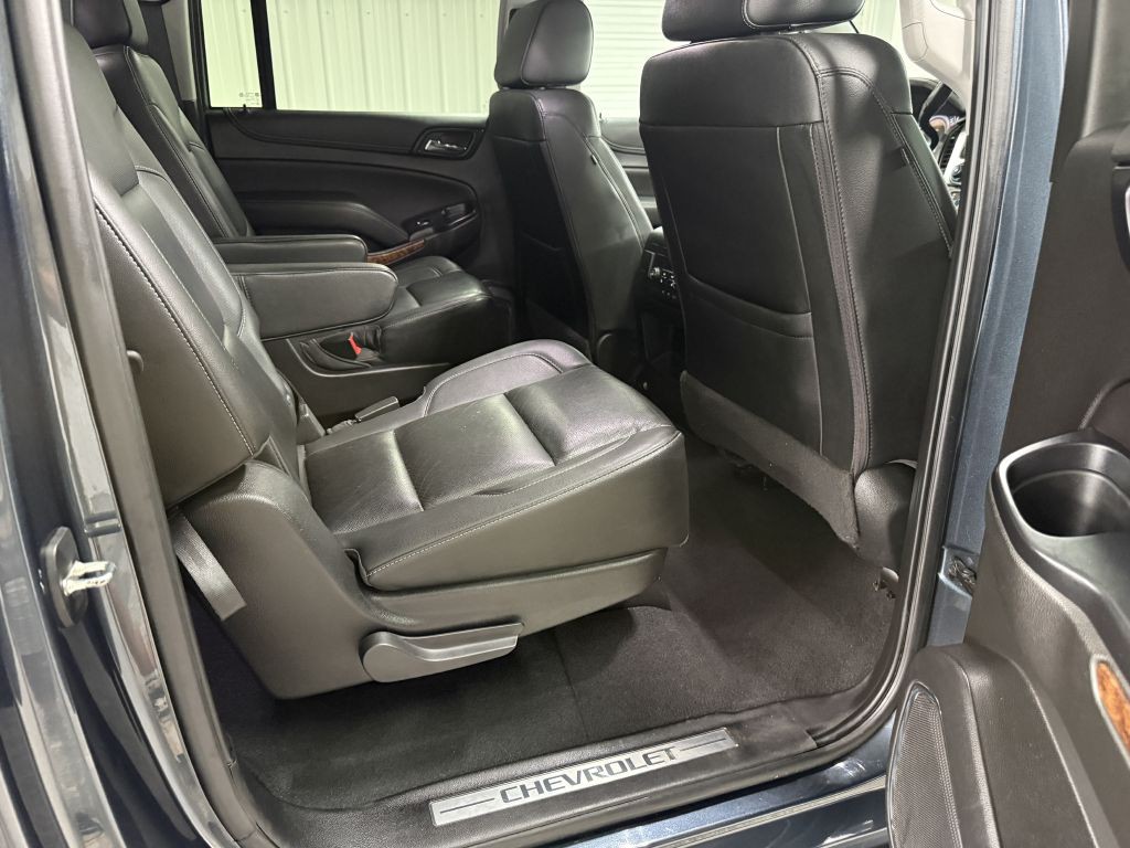 2020 Chevrolet Suburban Image 42