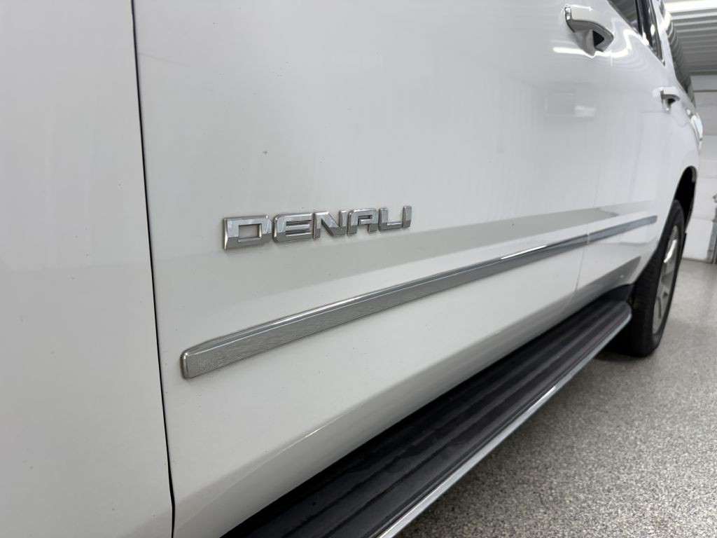 2018 GMC Yukon Image 8