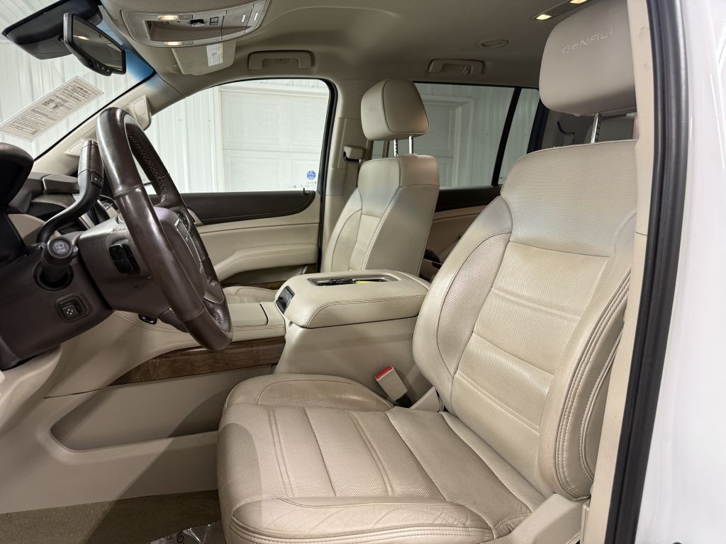 2018 GMC Yukon Image 10