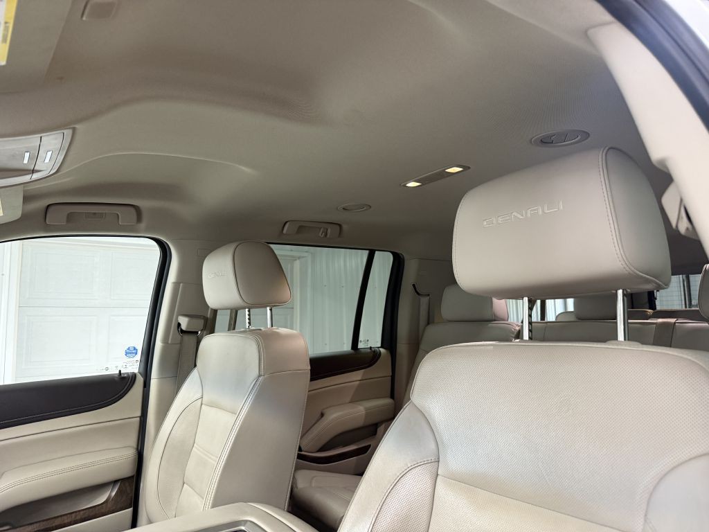 2018 GMC Yukon Image 11
