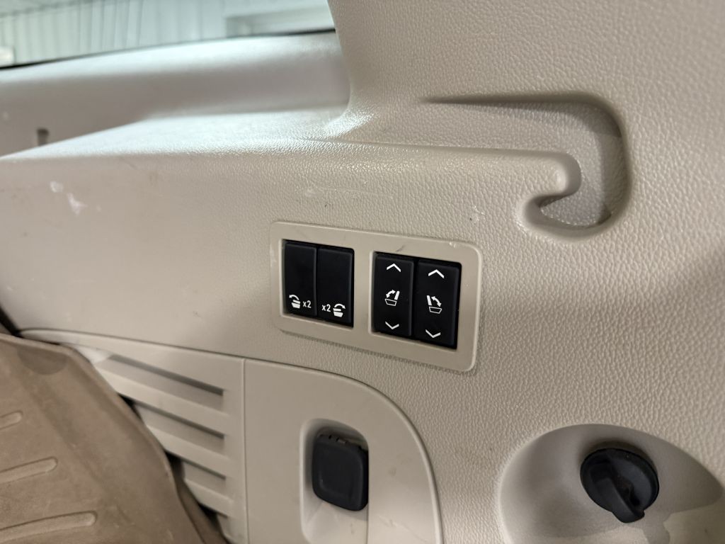 2018 GMC Yukon Image 34