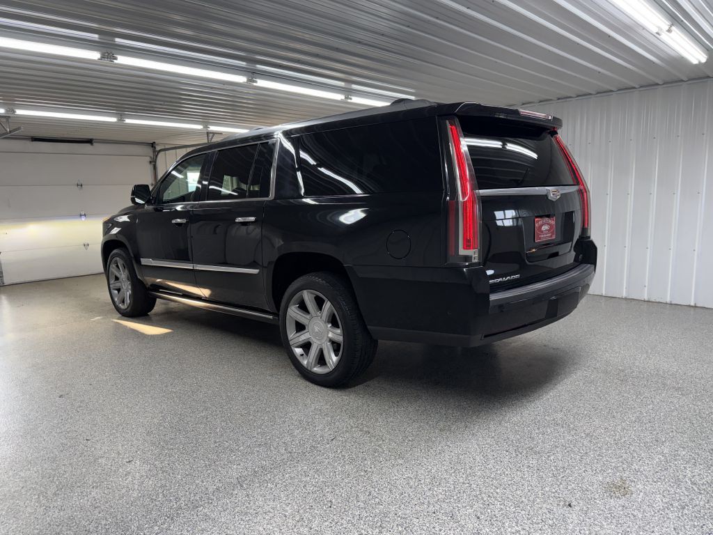 2018 Cadillac Escalade Image 5