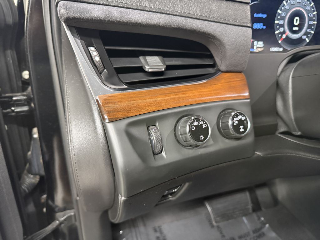 2018 Cadillac Escalade Image 19