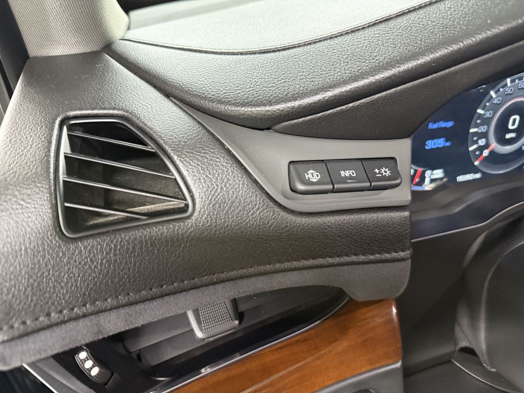 2018 Cadillac Escalade Image 21