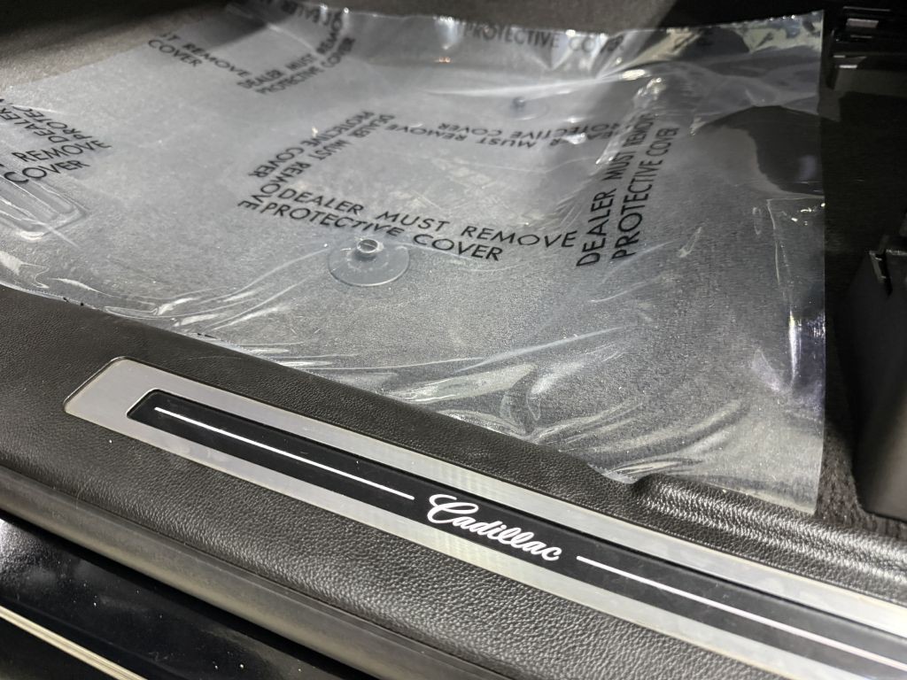 2018 Cadillac Escalade Image 33